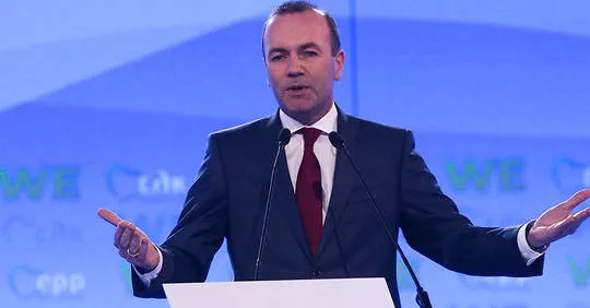 Européennes : le leader du PPE lance sa campagne à Athènes.