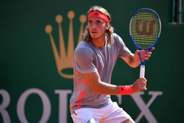 Tennis - Estoril : Stefanos Tsitsipas s'impose face à Pablo Cuevas.