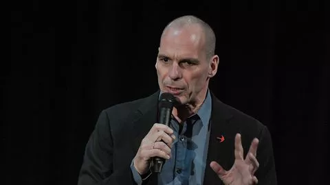 Européennes: en Allemagne, la très discrète campagne de Yanis Varoufakis.