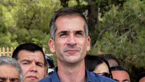 Grèce : victoire écrasante de la droite aux élections locales.