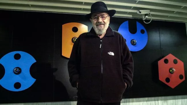 Takis, un Jupiter magnétique sur l’Olympe de l’art.