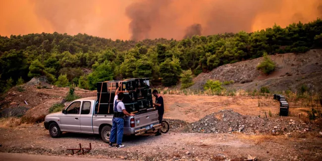 L’île grecque d’Eubée ravagée par un incendie.