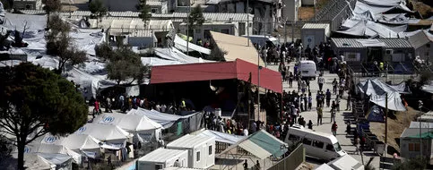 Sur l’île de Lesbos, des réfugiés passés «de la misère à la souffrance».