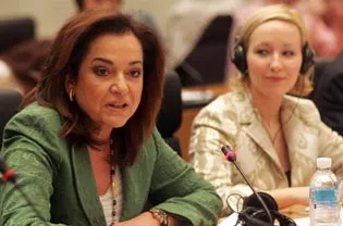 bakoyannis prainsack