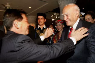 papoulias vietnam